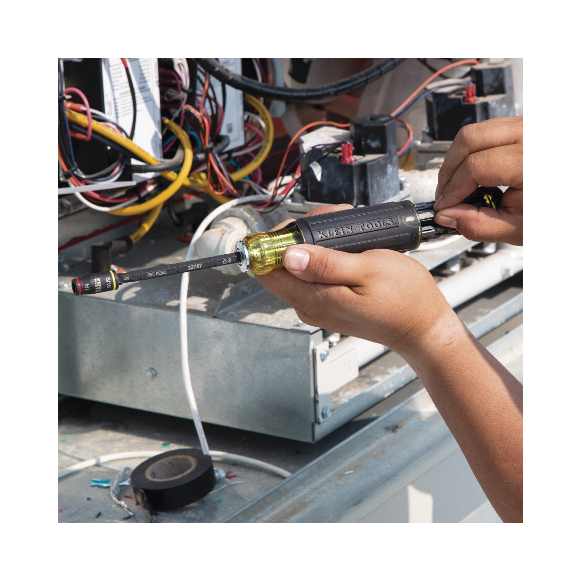 Desarmador 14 en 1 para HVAC de Longitud Ajustable, con Dado Girado KLEIN TOOLS 32304 - Imagen 2