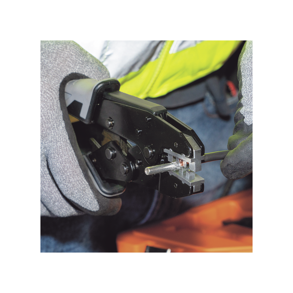 Juego de Herramientas de Conexión Fotovoltaica Solar 6 Piezas: Estuche 2 Llaves Aisladas MC4 Cortador 1/0 AWG Al Pelacables 6-12 AWG Sólido y 8-14 AWG Trenzado Ponchadora MC4T 10-14 AWG92919S - SILYMX