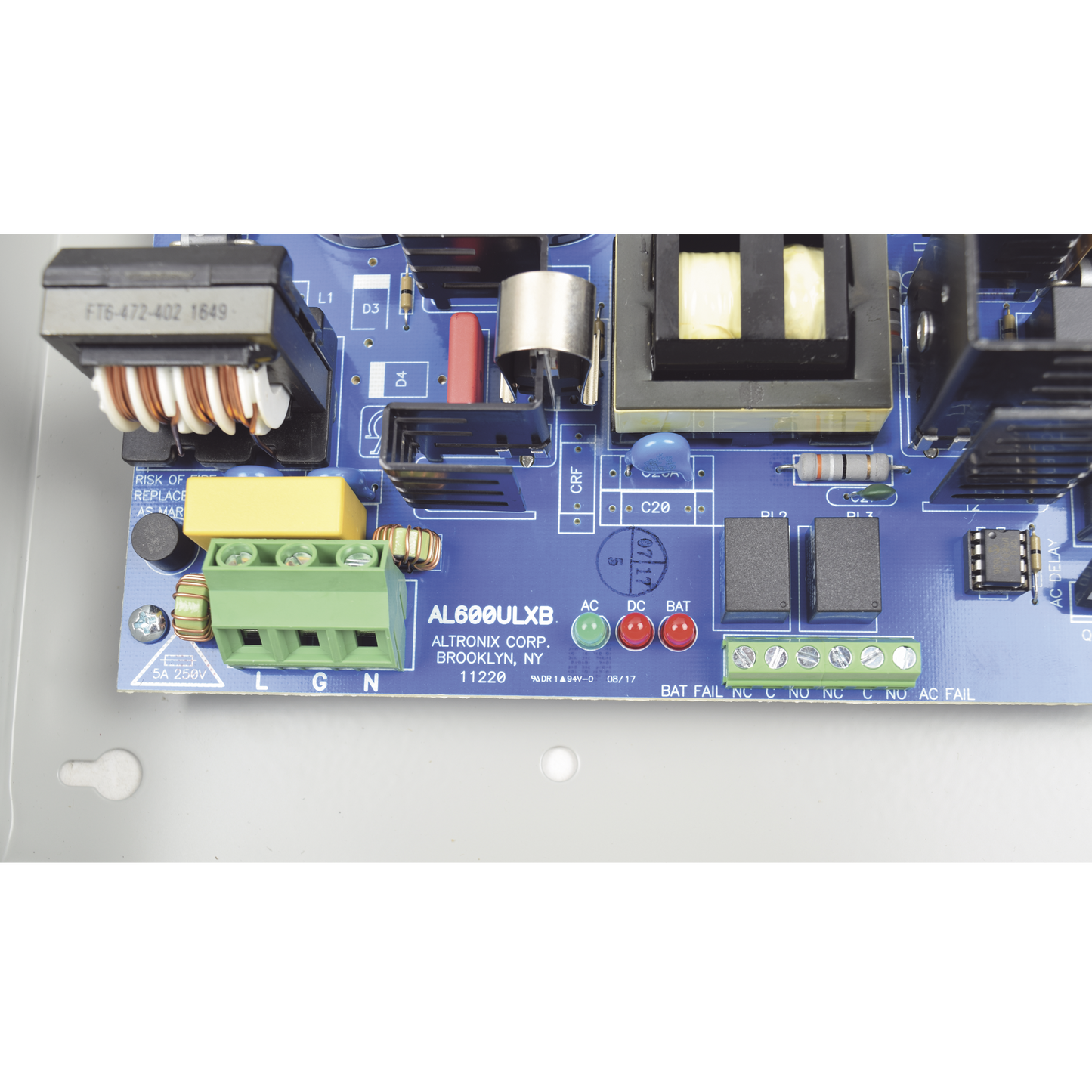 Fuente de poder ALTRONIX de 12/24 Vcd 6 Amper con capacidad de respaldo 1 salida con voltaje de entrada de 115 Vca AL-600-ULX - SILYMX