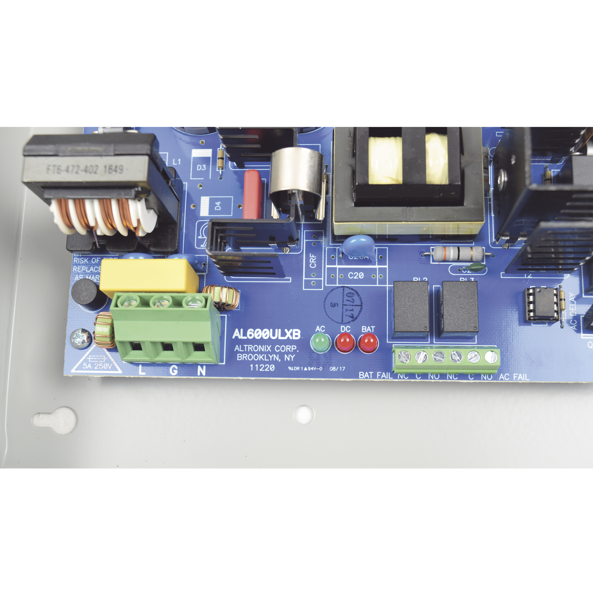 Fuente de poder ALTRONIX de 12/24 Vcd 6 Amper con capacidad de respaldo 1 salida con voltaje de entrada de 115 Vca AL-600-ULX - SILYMX