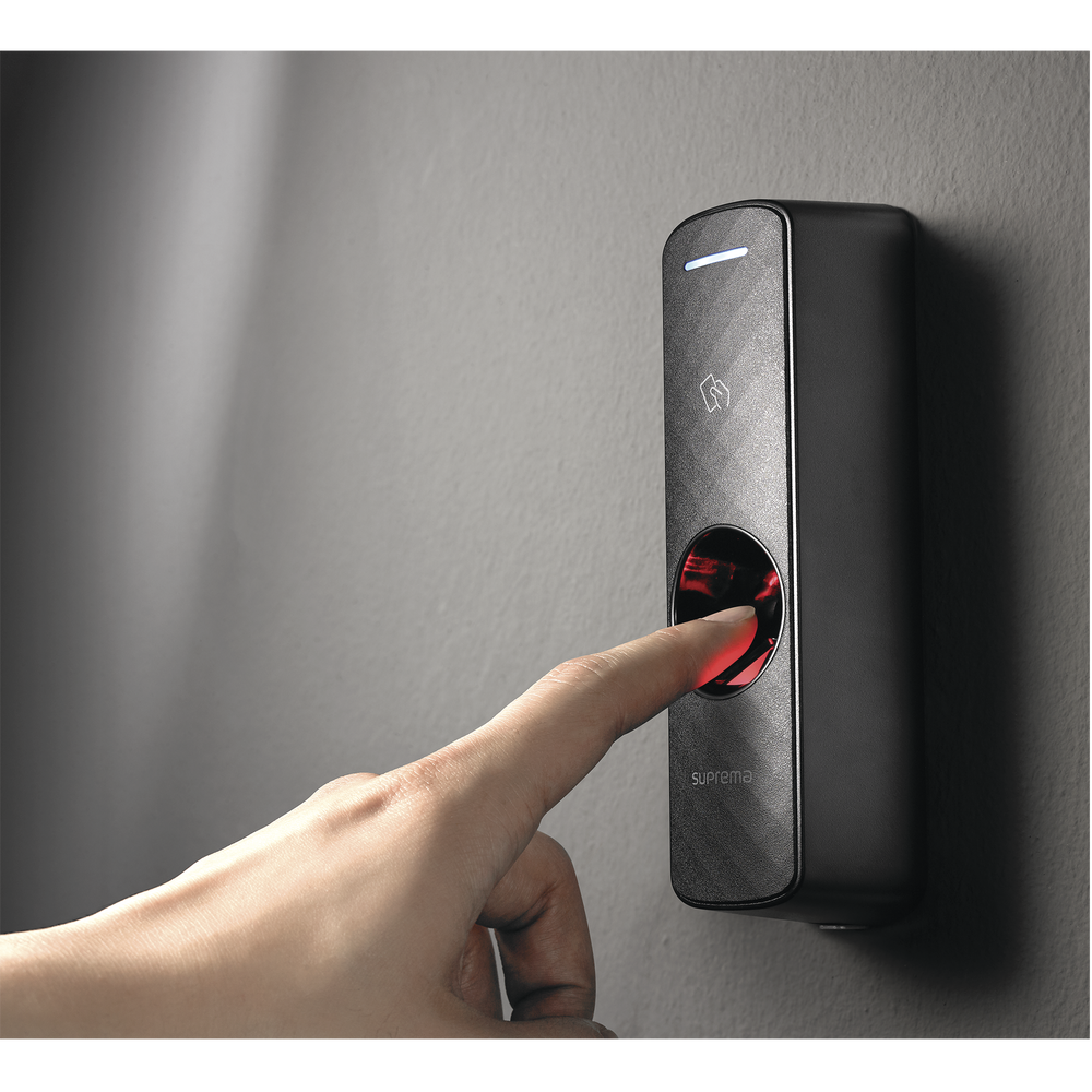 BioEntry P2 Lector de Huella Multiformato 125KHz EM HID Prox 13.56MHz MIFARE DESFire/EV1 FeliCa iCLASS SE/SR NFC BEP2OA - SILYMX