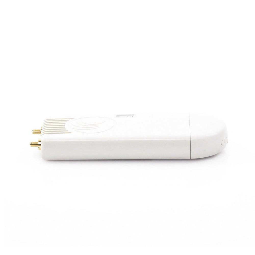 ePMP Force 300-CSML para zonas con alta interferencia, hasta 400+ Mbps, 4910 - 6200 MHz, 802.11 AC Wave2, Conectorizado, baja latencia (C050910C161A) - SILYMX