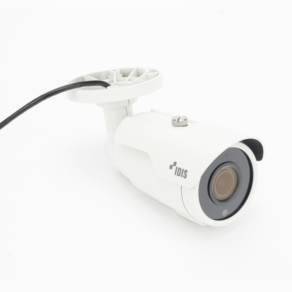 Cámara Bala IP 5MP LENTE MOT 2.7 - 13.5 MM |Compatible Con Terceros API , Onvif Profile S/T IK10 IP67 30M IR H.265 SOPORTA E/S ALARMA SOPORTA E/S AUDIO DCT2531WR - SILYMX