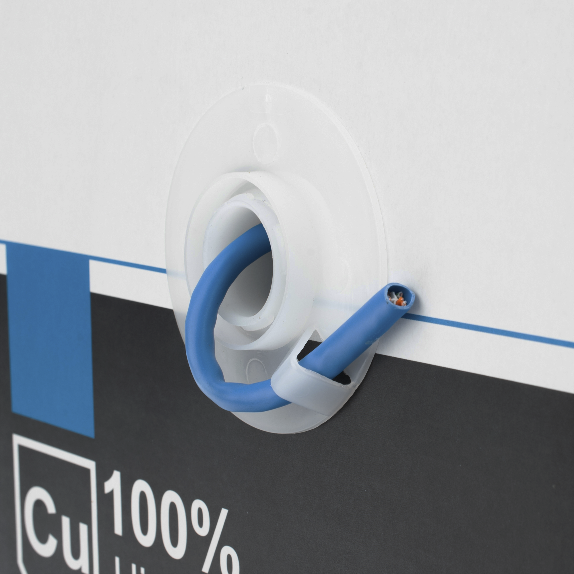 Bobina de cable Cat6+ CMR CALIBRE 23 ALTO RENDIMIENTO ETL UL color azul super flexible Uso interior de 305 metros PRO-CAT6-R