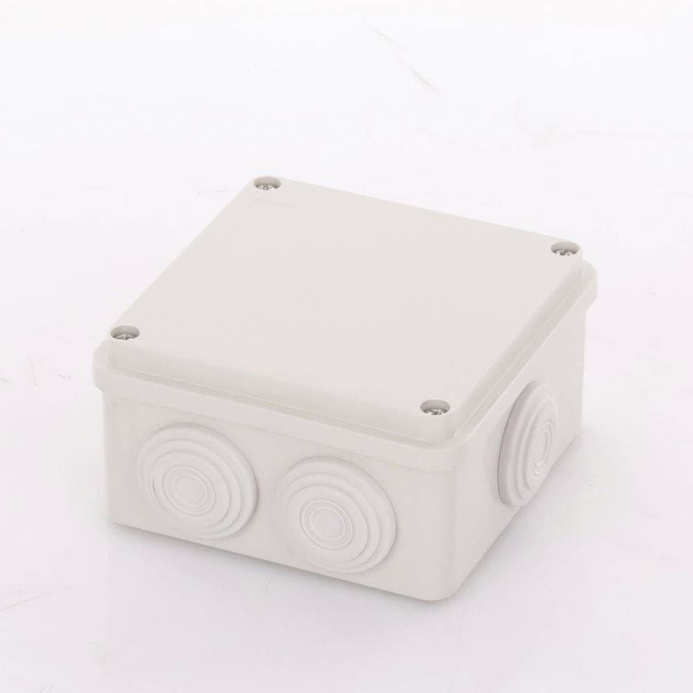 Caja Derivación-Conexión de Plástico (10 X 10 X 5.4 cm) con 6 Glándulas de Goma. - SILYMX