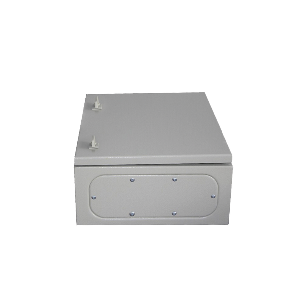 Gabinete de Acero IP66 Uso en Intemperie (500 x 700 x 250 mm) con Placa Trasera Interior y Compuerta Inferior Atornillable (Incluye Chapa y Llave) - SILYMX
