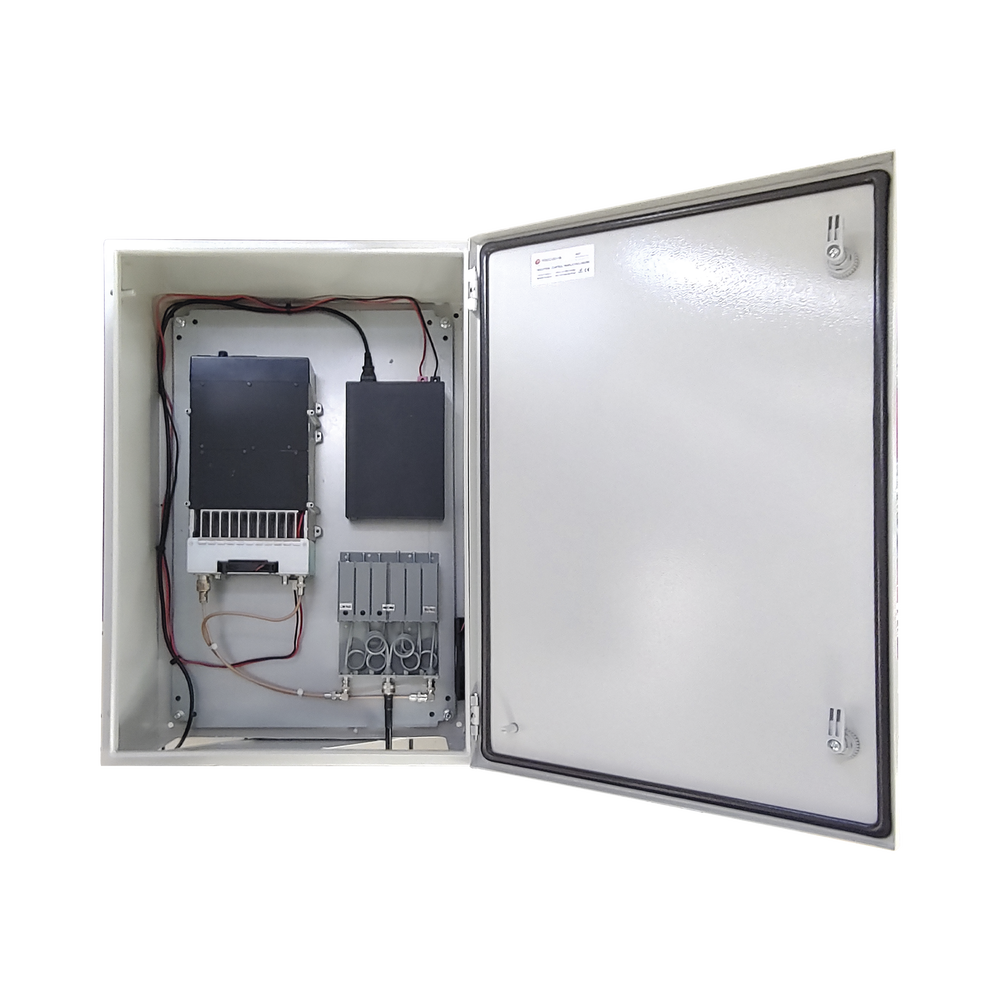 Gabinete de Acero IP66 Uso en Intemperie (500 x 700 x 250 mm) con Placa Trasera Interior y Compuerta Inferior Atornillable (Incluye Chapa y Llave) - SILYMX