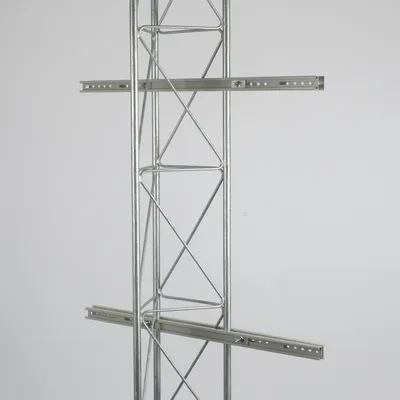 Montaje Universal de Torre para Montar Gabinetes de 30-80 cm de ancho PRECISION PST-TWR-80 - SILYMX