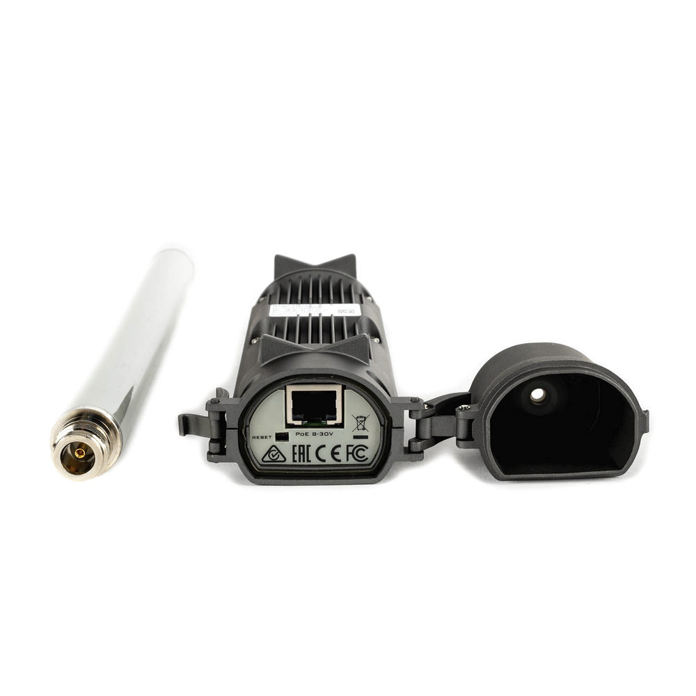 Punto de acceso MIKROTIK Doble Banda 802.11 a/b/g/n/ac, Hasta 1260mW de potencia con carcasa Metálica para inmunidad al ruido RBMETALG-52SHPACN - SILYMX