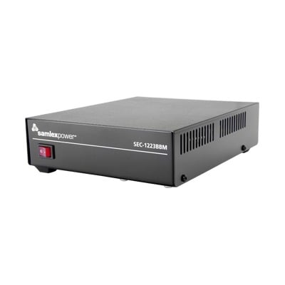 Fuente de poder 13.8V, 19A, conmutada con circuito cargador de baterías. - SILYMX