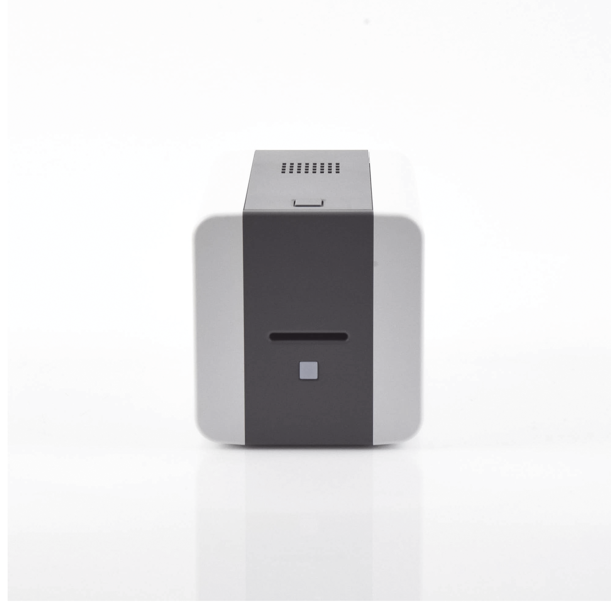 Impresora de Tarjetas Semi-automática SMART21 Ingreso de Tarjetas Manual/Incluye Ribbon, Software y 100 Tarjetas PVC SMART21SK - SILYMX