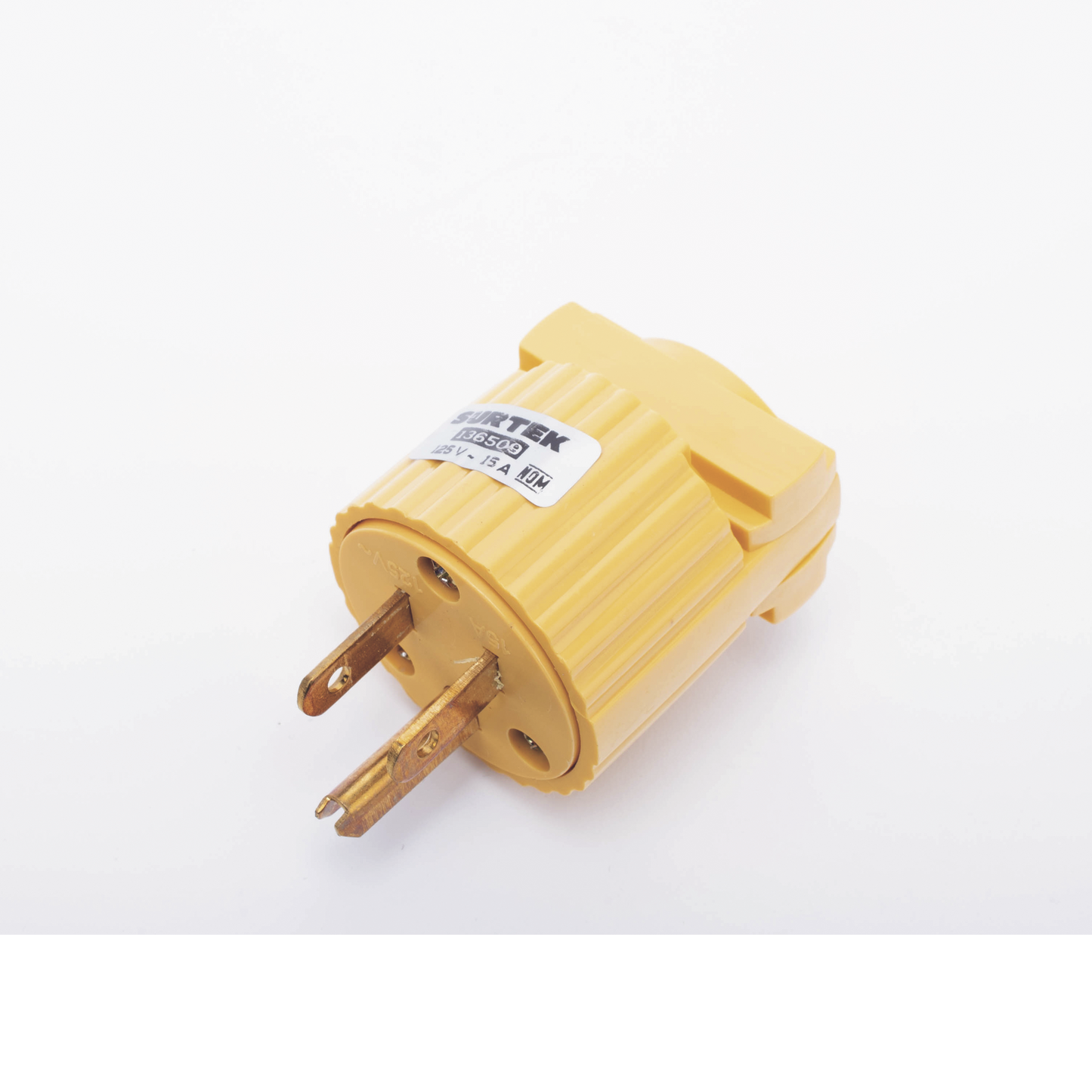 Clavija con Abrazadera Plástica Aterrizada / 127 V CA 15 A Max. / Fabricada en Plastico ABS SURTEK