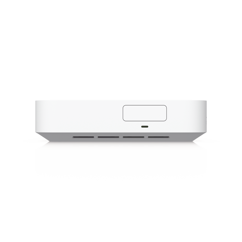 UniFi Cloud Gateway MAX Router con todos los servicios UniFi administra hasta 30 dispositivos UniFi y 300 clientes. 1 pto WAN 2.5G 4 pts LAN 1G uno configurable como WAN seguridad IDS/IP VPN bloqueo de apps/URLs 512 GB memoria interna UCG-MAX - SILYMX