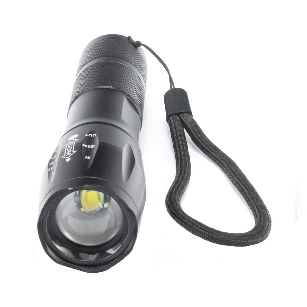 Linterna LED de Aluminio 600 Lúmenes IPX4 Resistente al Agua XT61 - SILYMX