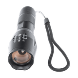 Linterna LED de Aluminio 800 Lúmenes IPX4 Resistente al Agua XT62 - SILYMX