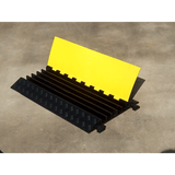 Topes y Reductores de EstacionamientoACCESSPROAC905-CVProtector de Cables 5 Canales 90cm Goma 4.6 Ton Canal 38x35mm Amarillo Negro ACCESSPRO AC905 - CV - SILYMX