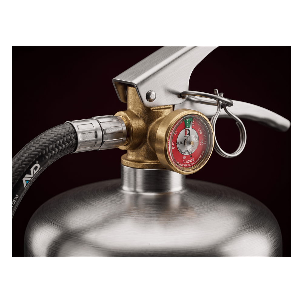 Extintor para Baterías de Litio / 6 L / UL EX29073 / Descarga 72 s / Alcance 3.6 m (11.8 ft) / Acero Inoxidable VICTORY - Imagen 7