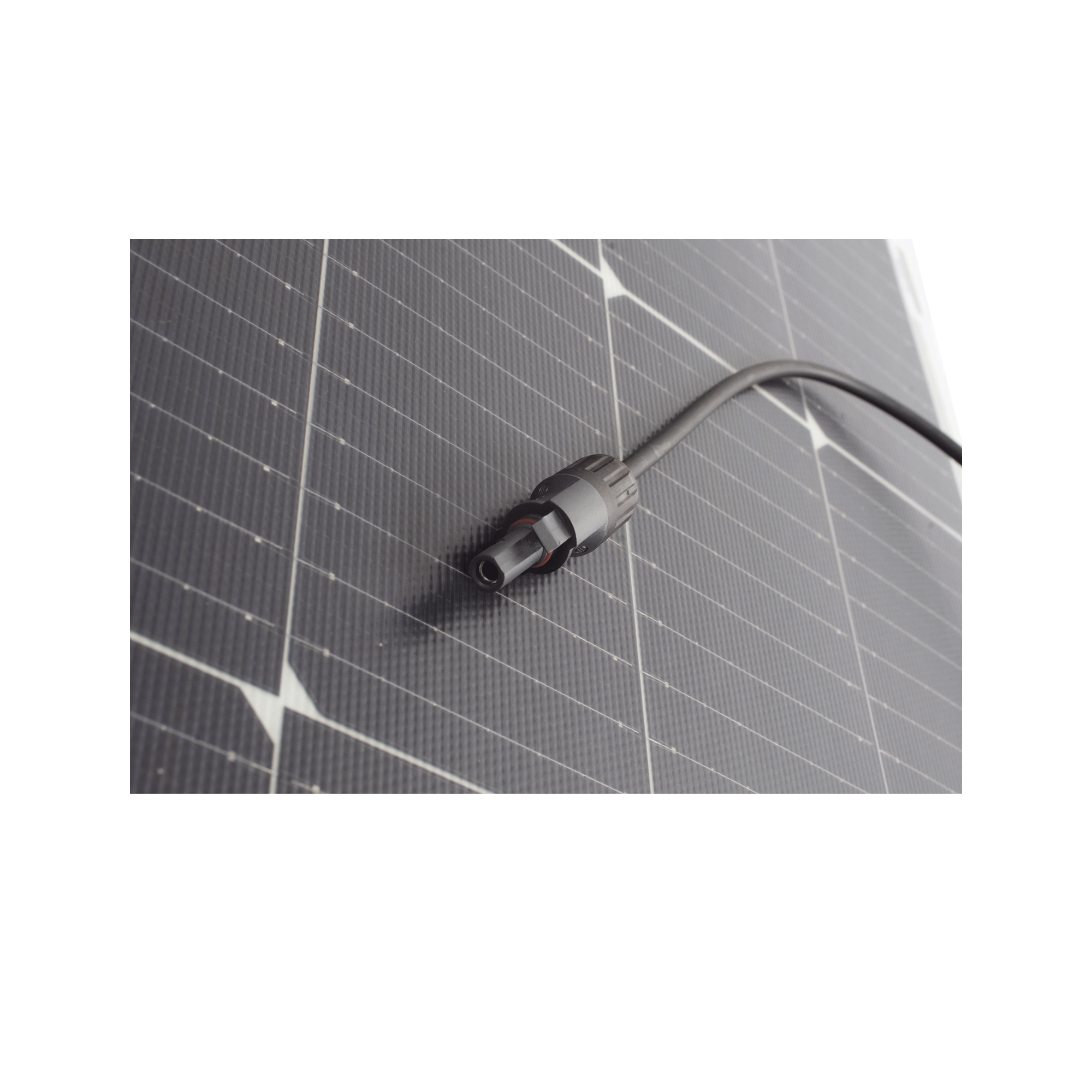 Panel Solar Flexible 520W Alta Eficiencia Ultraligero Resistente EPCOM POWERLINE EPL52072M10 - Imagen 7