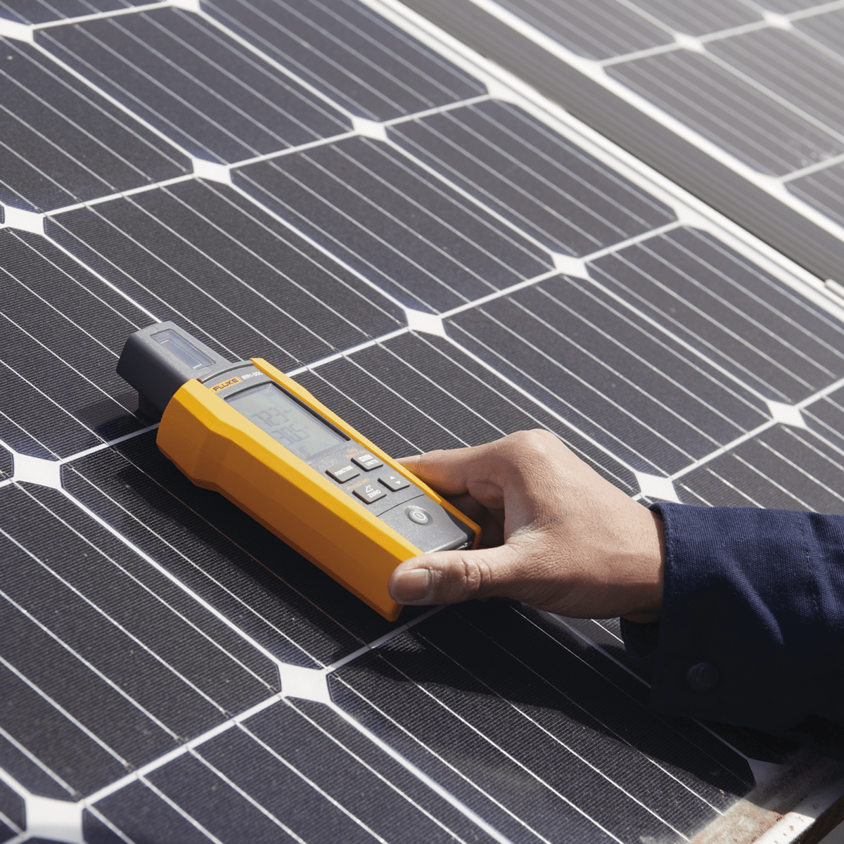 HerramientasFLUKEFLK-IRR1-SOLMedidor de Radiación Solar 1400 W/m² Sistemas Fotovoltaicos Certificado NIST Fluke FLK - IRR1 - SOL - SILYMX