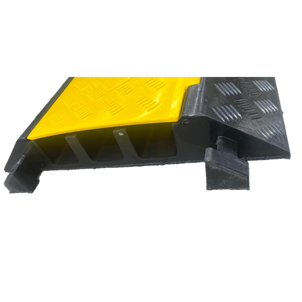 Protector de Cable de 3 Canales Base de Goma Tapa de Plástico del Canal 56x55MM Capacidad de Carga 6.1 Toneladas Longitud 90 cm  50 cm Altura 7.5 cm - SILYMX