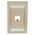 Placa de Pared Vertical Ejecutiva / 1 Puerto Mini-Com / Con Espacio para Etiquetas / 69.8 x 114.3 mm (2.75 x 4.5 pulg) / Marfil