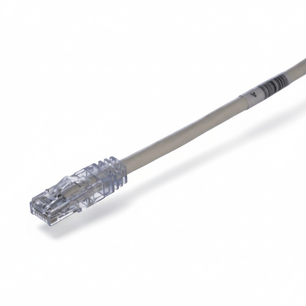 SILYMX white Cat6 UTP patch cord, 7.5m (25ft), with RJ45 connectors for reliable network connections.