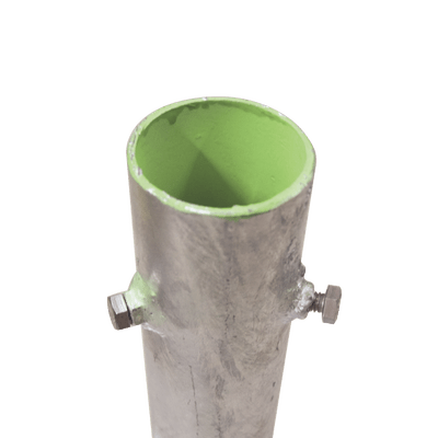 Base Para Mástil Hasta 2" Con Opresores, Base De 30 X 30 Cm Y Tubo De 50 Cm Ced. 30. Galv. Inmersión. SLM-BA-7G - SILYMX