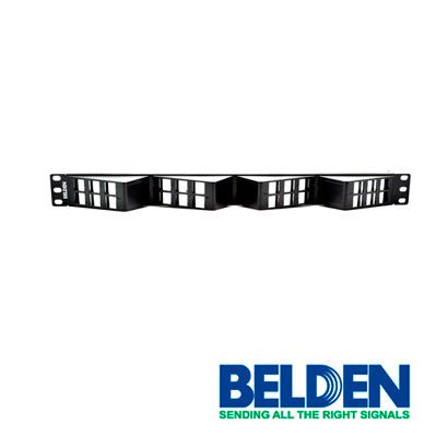 Panel de Parcheo Belden 24 Puertos Angulado 1U Negro - SILYMX